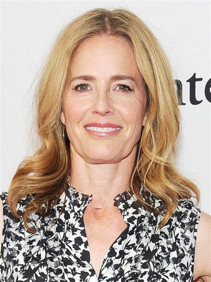 Elisabeth Shue's Enduring Partnership: Love And Support Through The Years